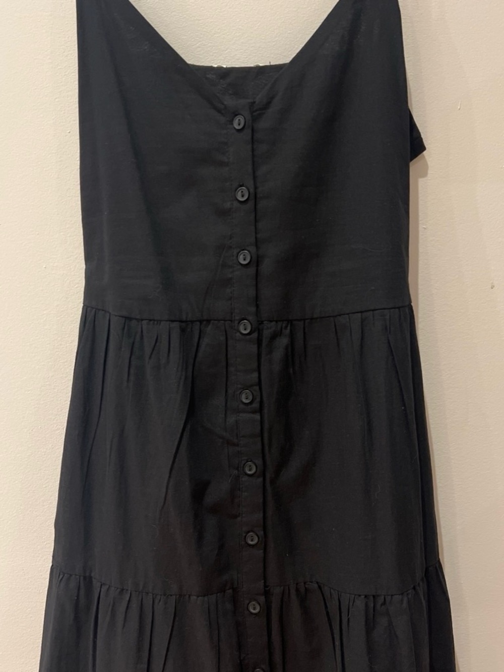 Black Tiered Button-Front Maxi Dress - Picture 2 of 4